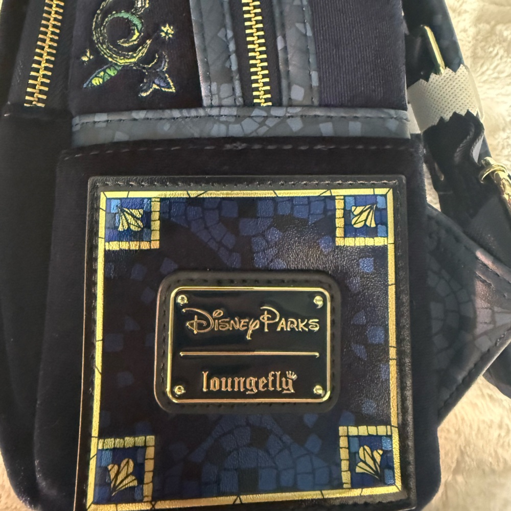 Club 33  Blue Velvet Luxury Disney Loungefly Backpack Brand New with Tags 🪄 - Picture 5 of 14